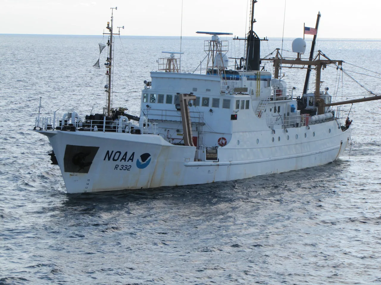 NOAA araştırma gemisi OREGON II — Atlantik AMOC izleme istasyonlarından biri